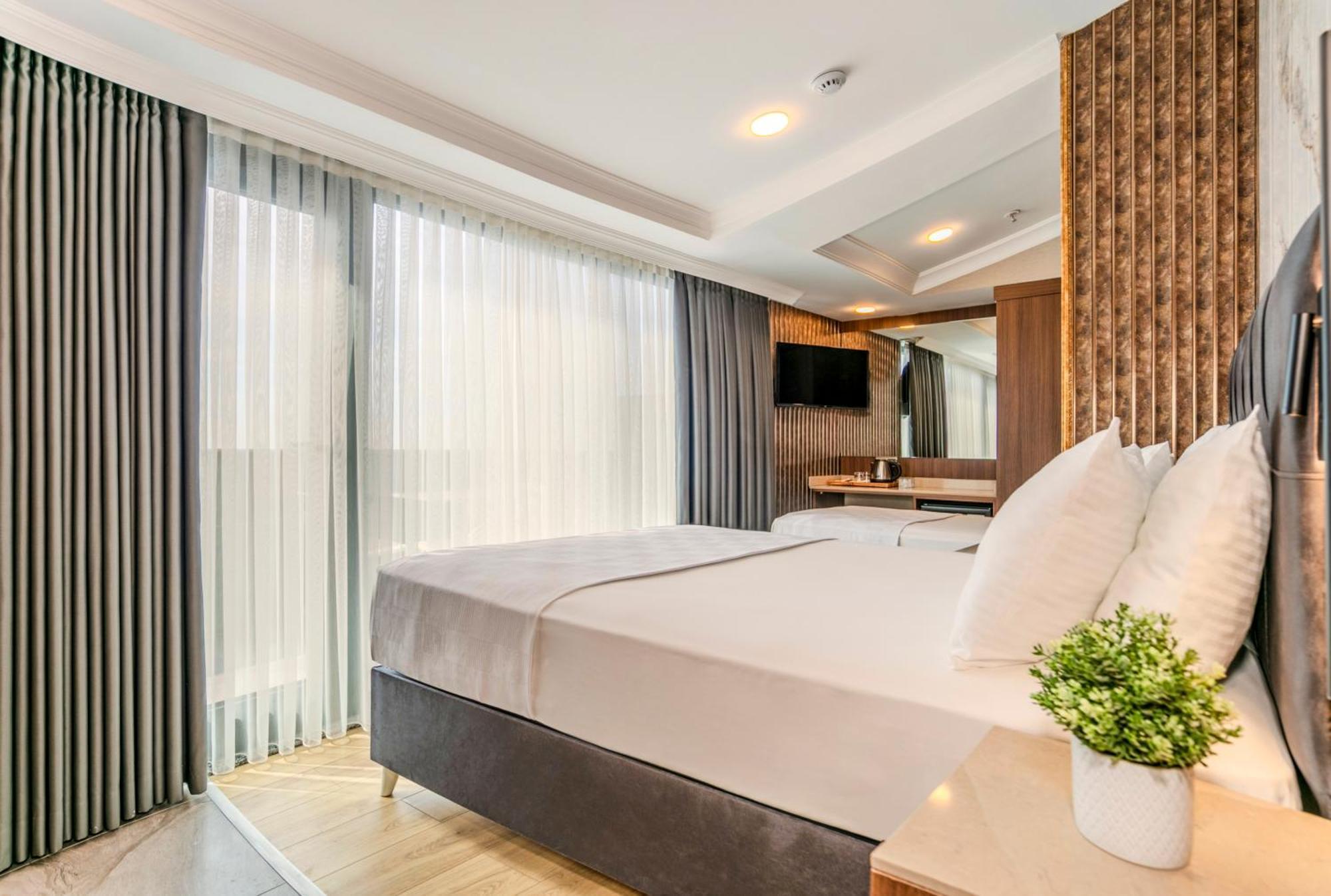 Hamitbey Yenikapı 4*