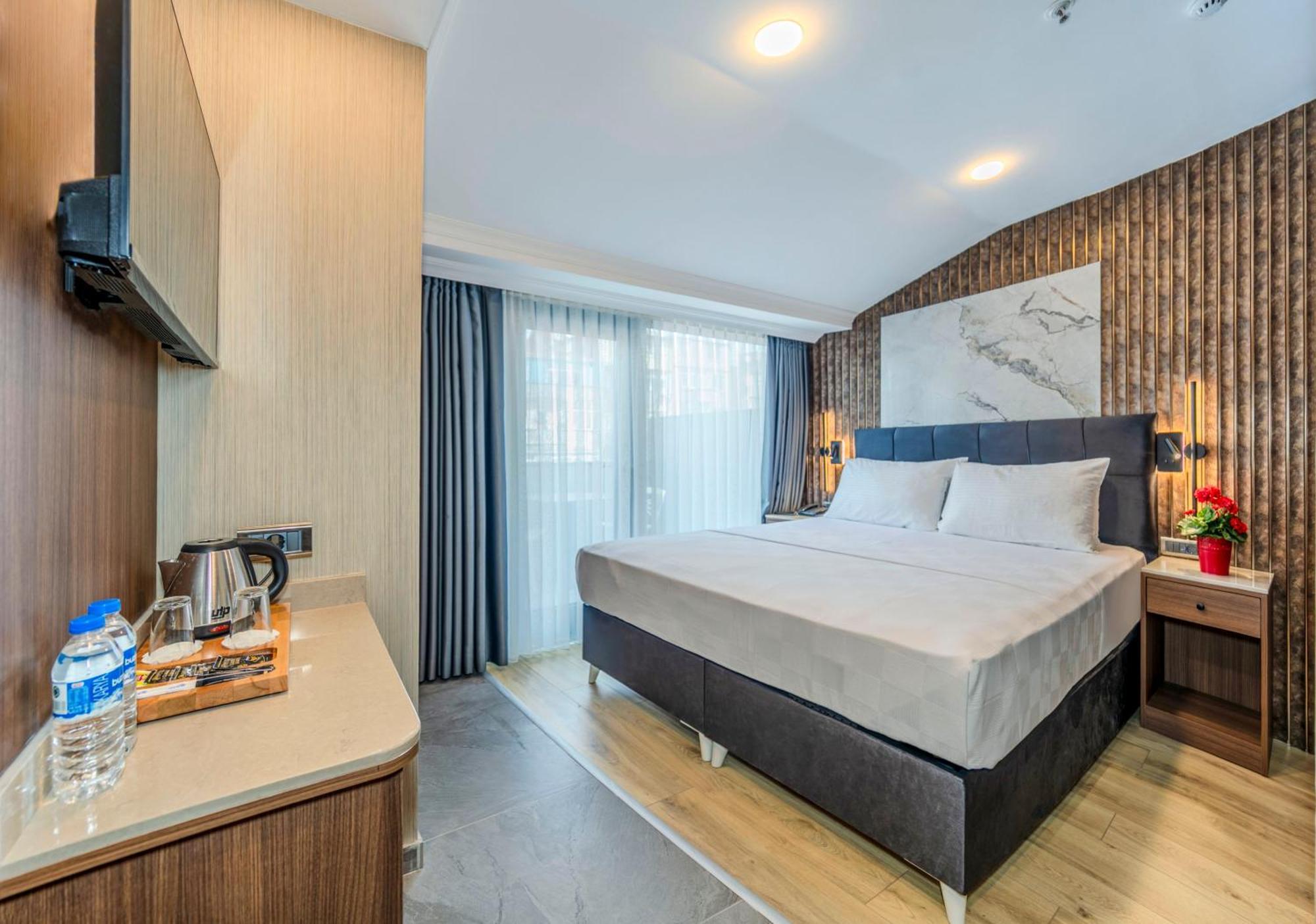 Hamitbey Yenikapı 4*